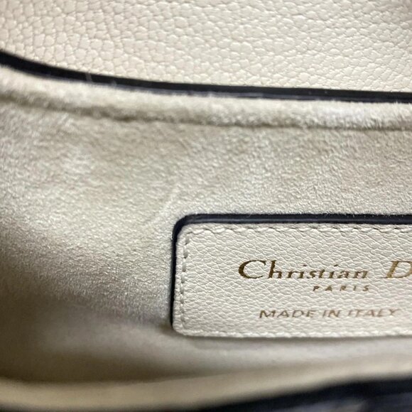 Auth DIOR/ChristianDior Saddle Microbag - White Leather Handbag - Picture 13 of 14